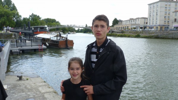 Sur les quais de la Charente , avant d'embarquer